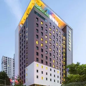 Ibis Styles Ambassador Gangnam Hotel Seúl