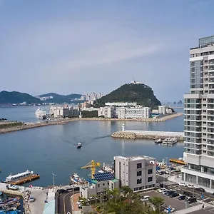 Hotel Citadines Connect Hari, Busan