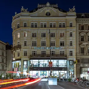 *** Konukevi Neuer Markt Avusturya