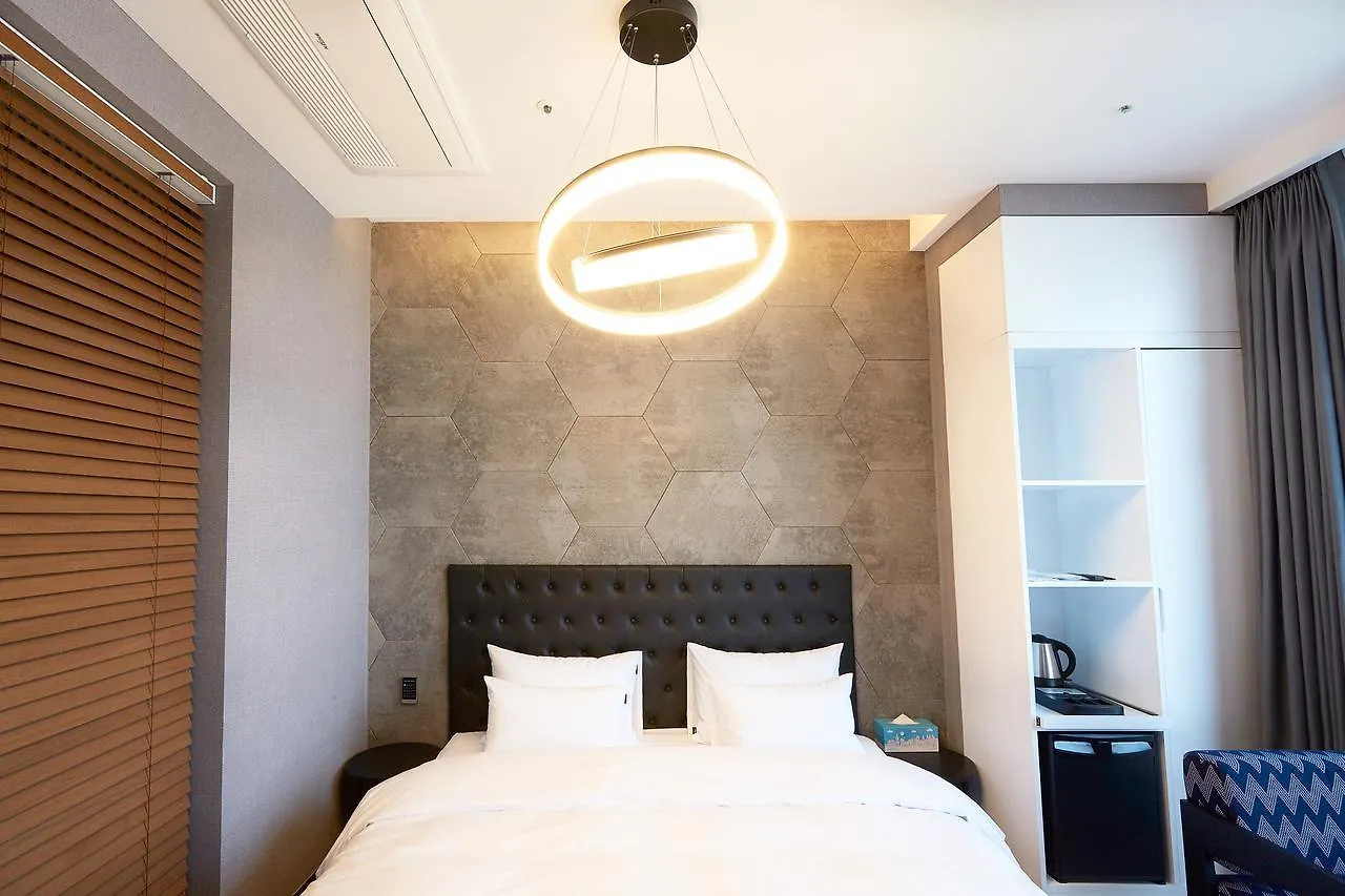 Hotel Laon Busan